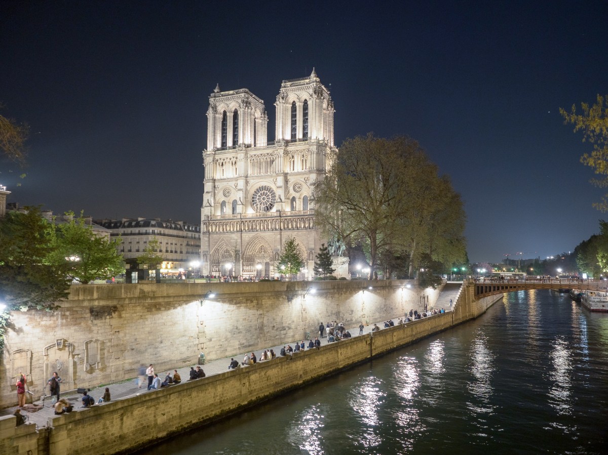 Notre-Dame en habits de&nbsp;lumières